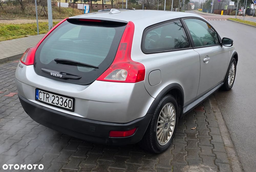 Volvo C30 2.0D Momentum - 6