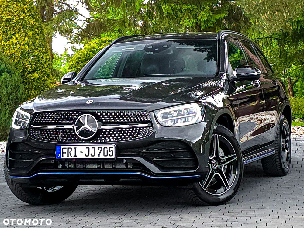 Mercedes-Benz GLC 350 e 4Matic 7G-TRONIC AMG Line - 2