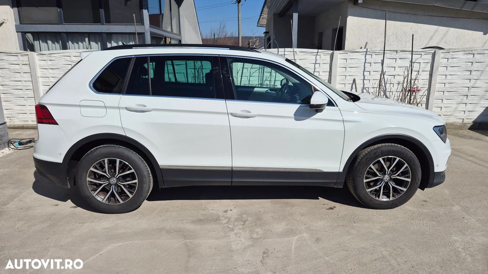Volkswagen Tiguan - 5