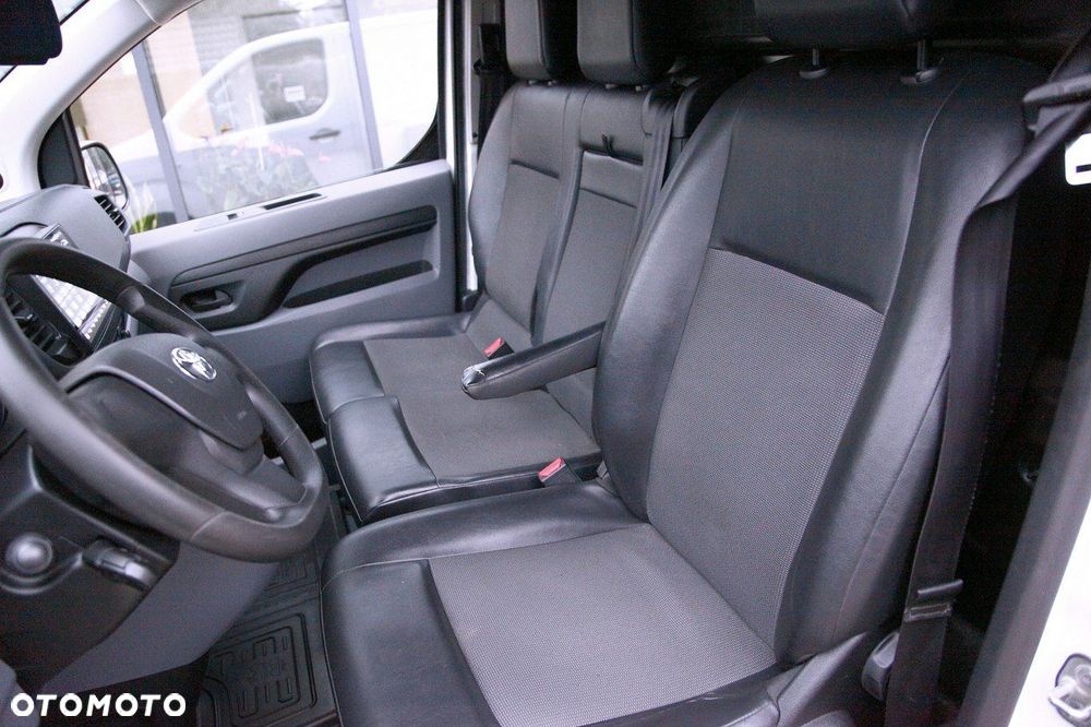 Toyota ProAce - 16