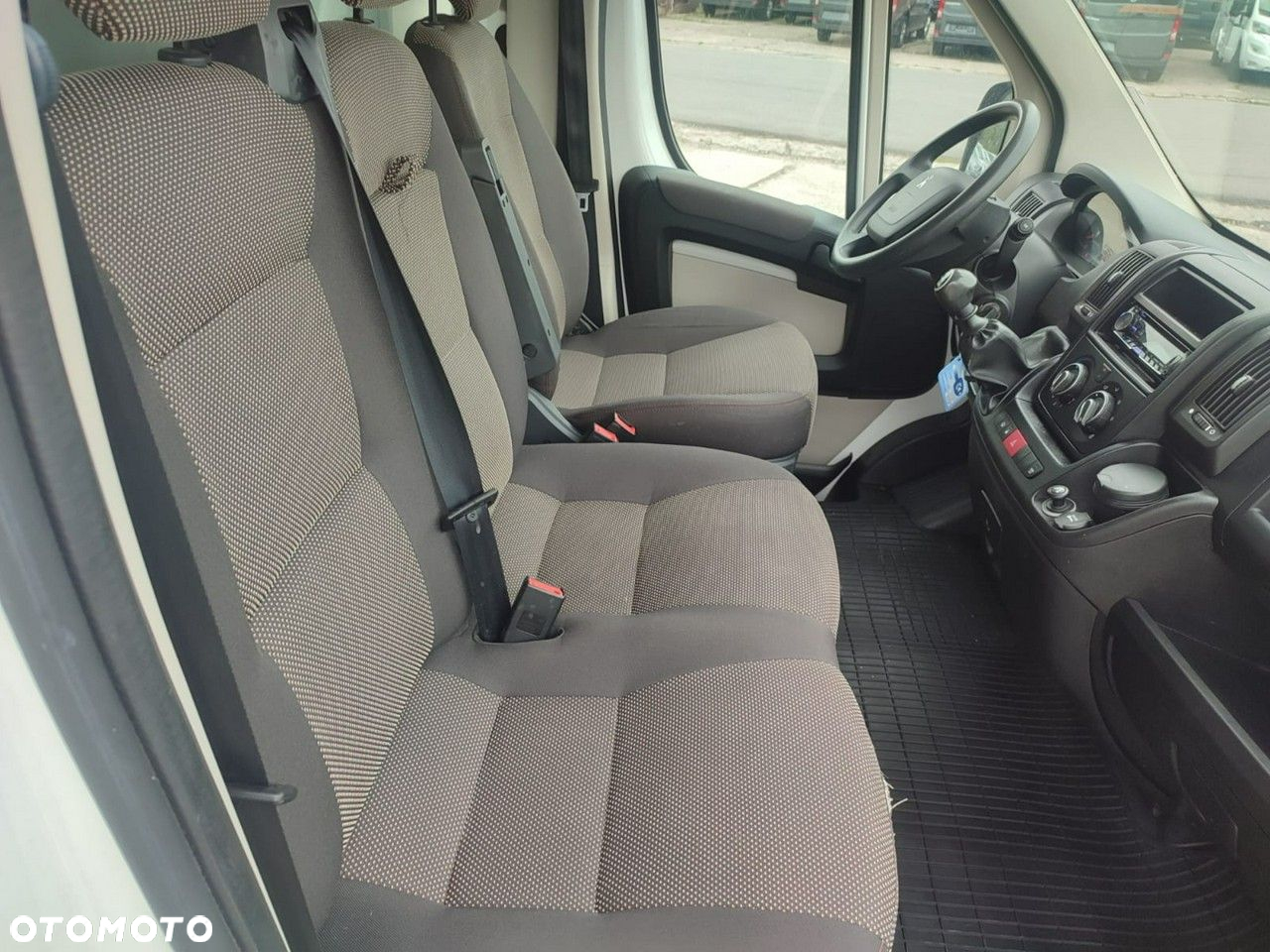 Peugeot Boxer - 21