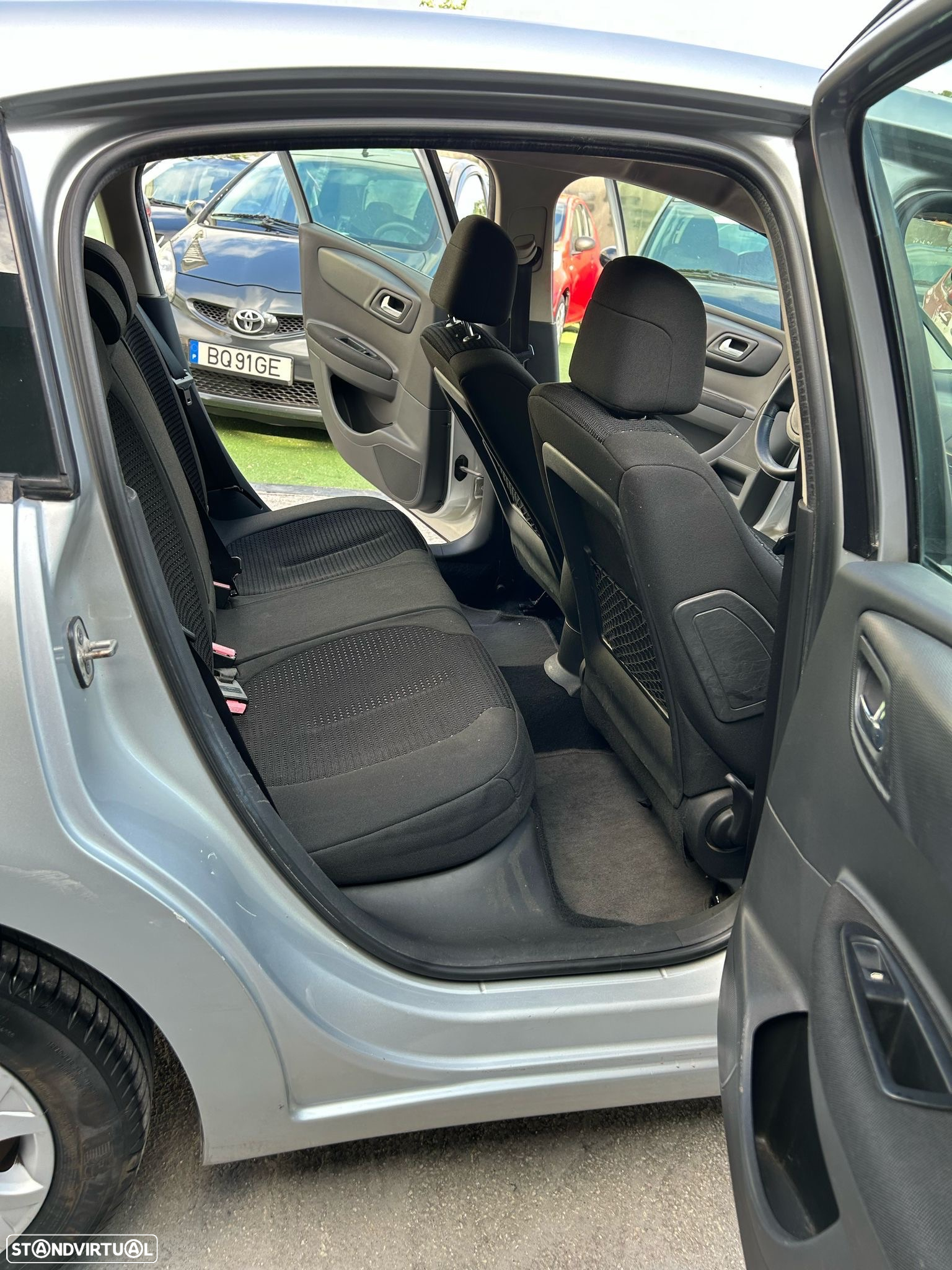 Citroën C4 1.6 HDi Seduction - 11