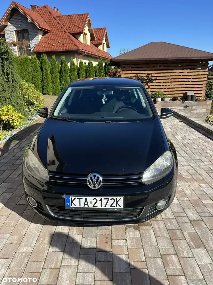 Volkswagen Golf - 1