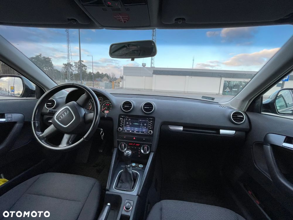 Audi A3 1.6 Attraction - 7