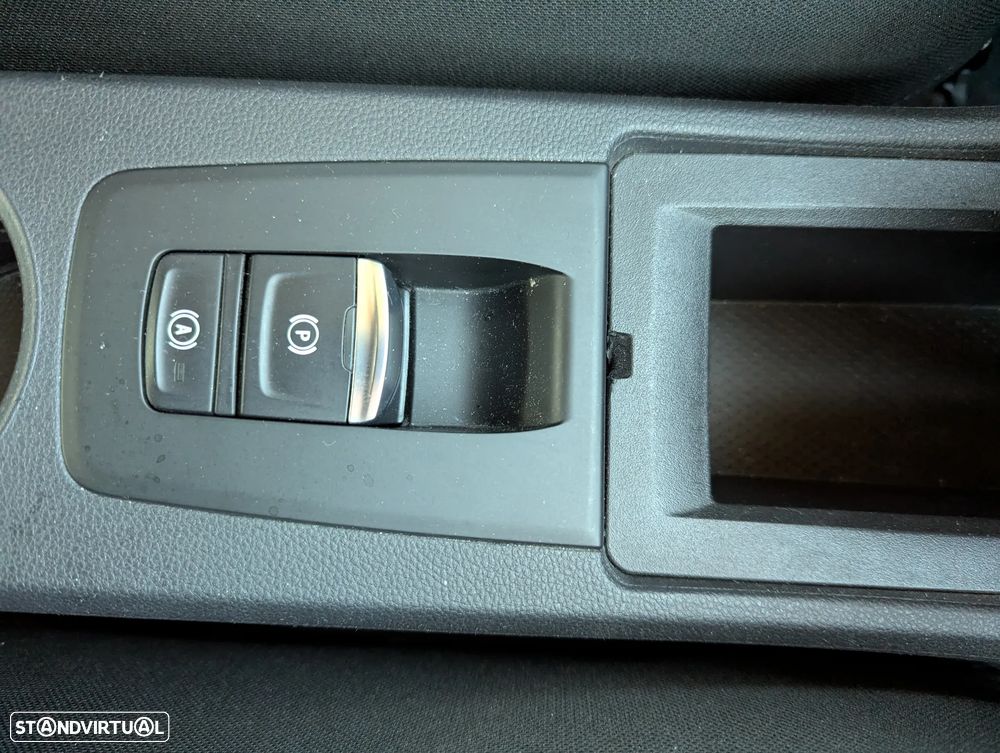 Renault Zoe (c/ Bateria) Limited 50 - 17