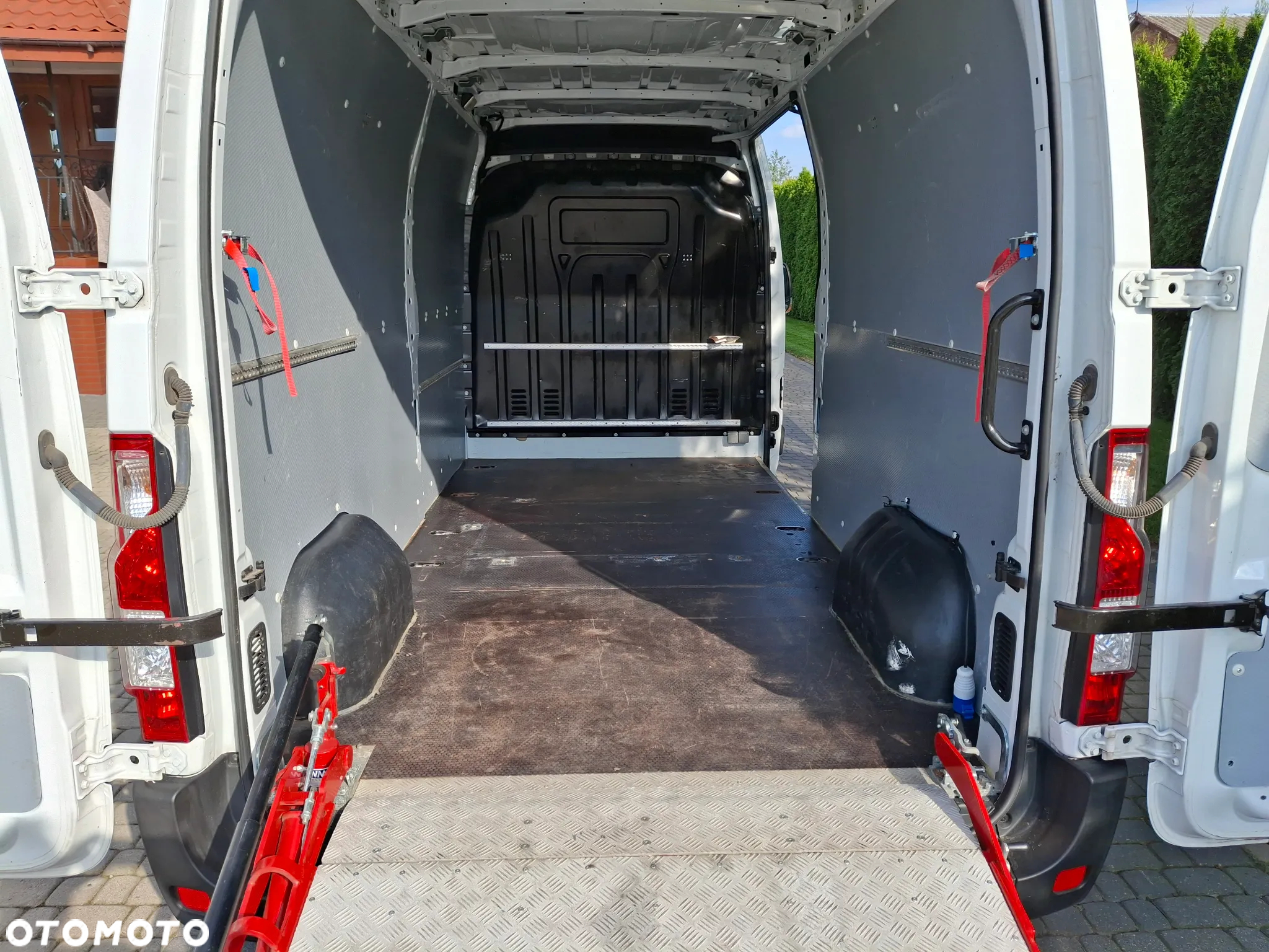Opel Movano - 32