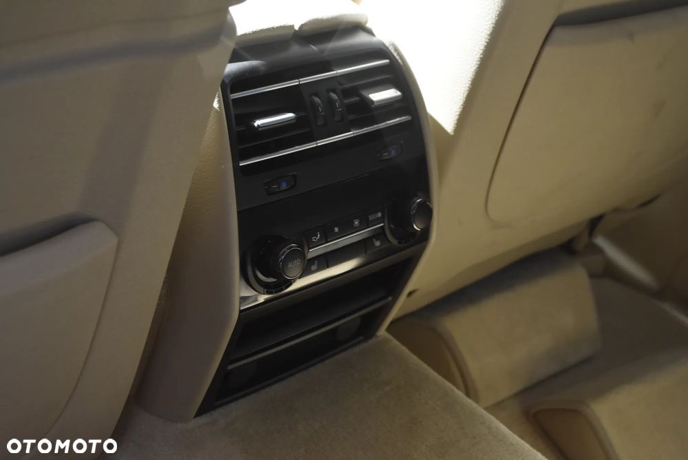 BMW Seria 7 730d L - 25