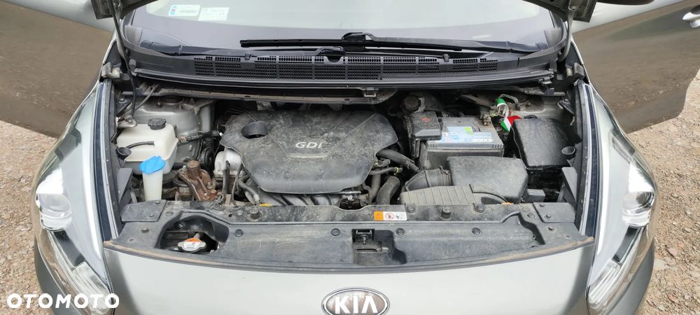 Kia Carens 1.6 GDI M - 30