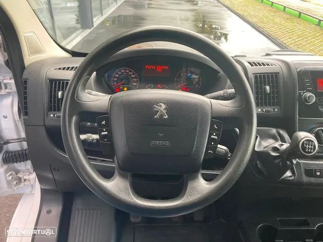 Peugeot Boxer 2.2 BlueHdi 335 L3H3 - 12