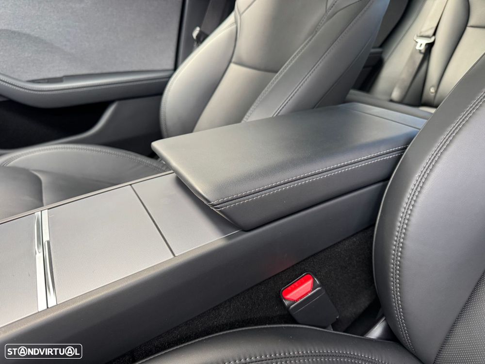 Tesla Model 3 Long Range Tração Traseira Premium - 47