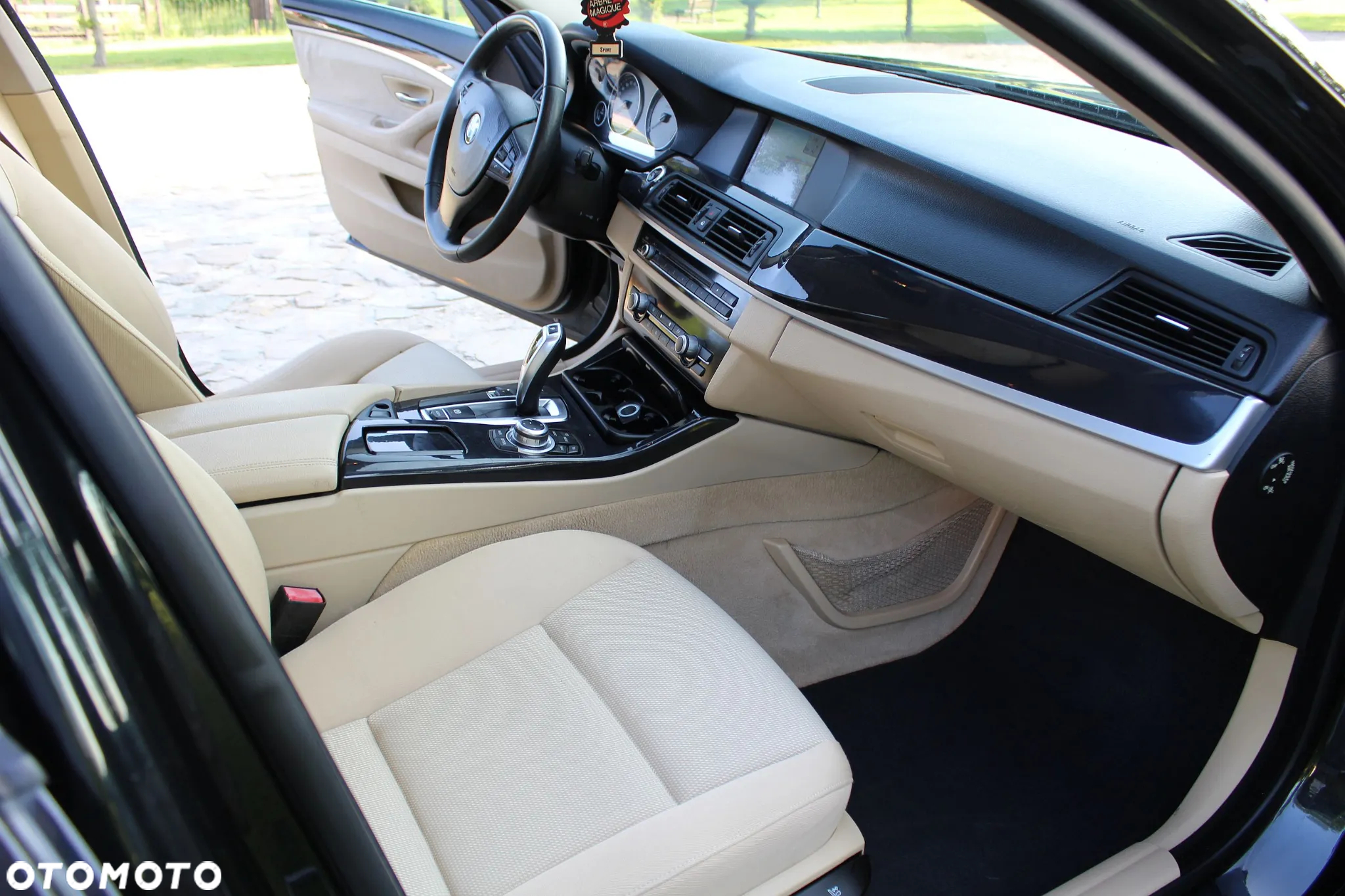 BMW Seria 5 520d Touring Modern Line - 15