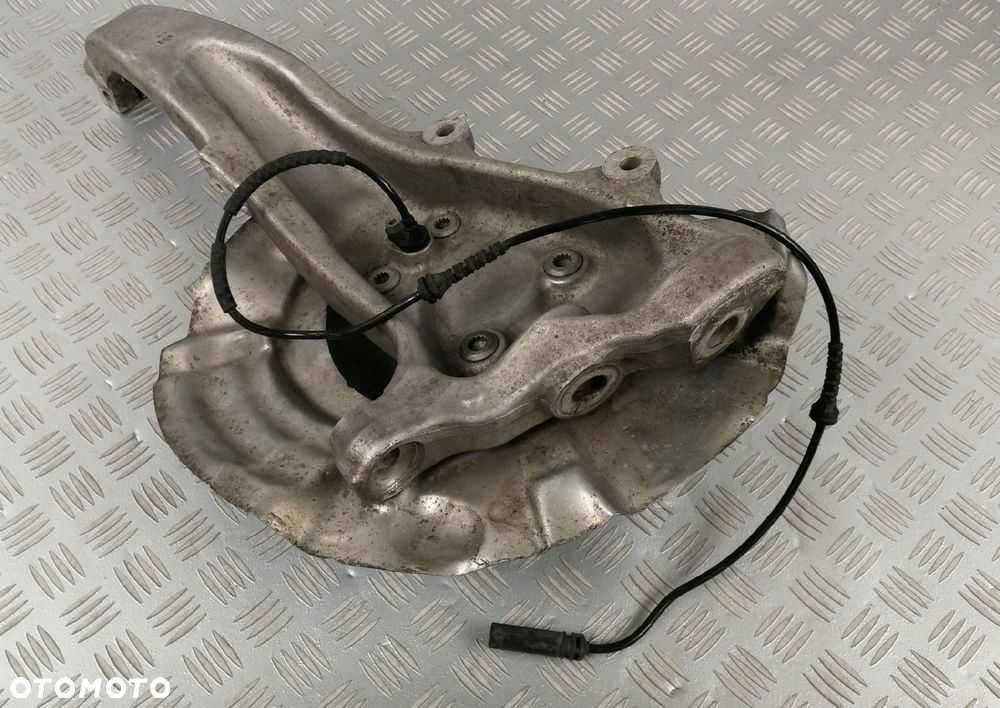 zwrotnica piasta łożysko czujnik prawy przód BMW 7 F01 F02 750i 4,4 EUROPA - 3