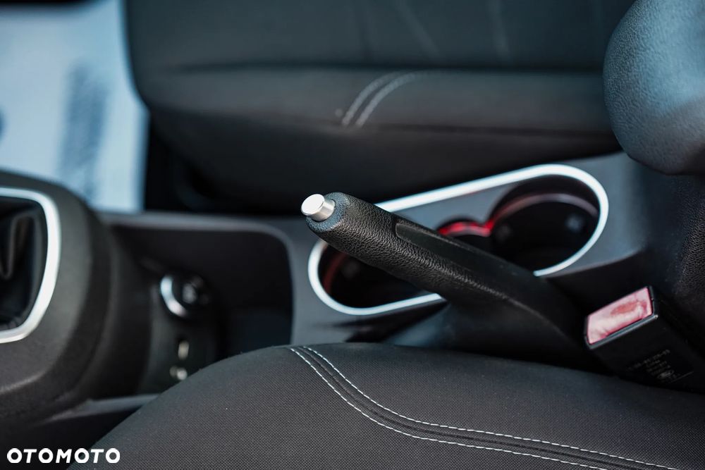 Ford Fiesta 1.25 Trend Edition - 24