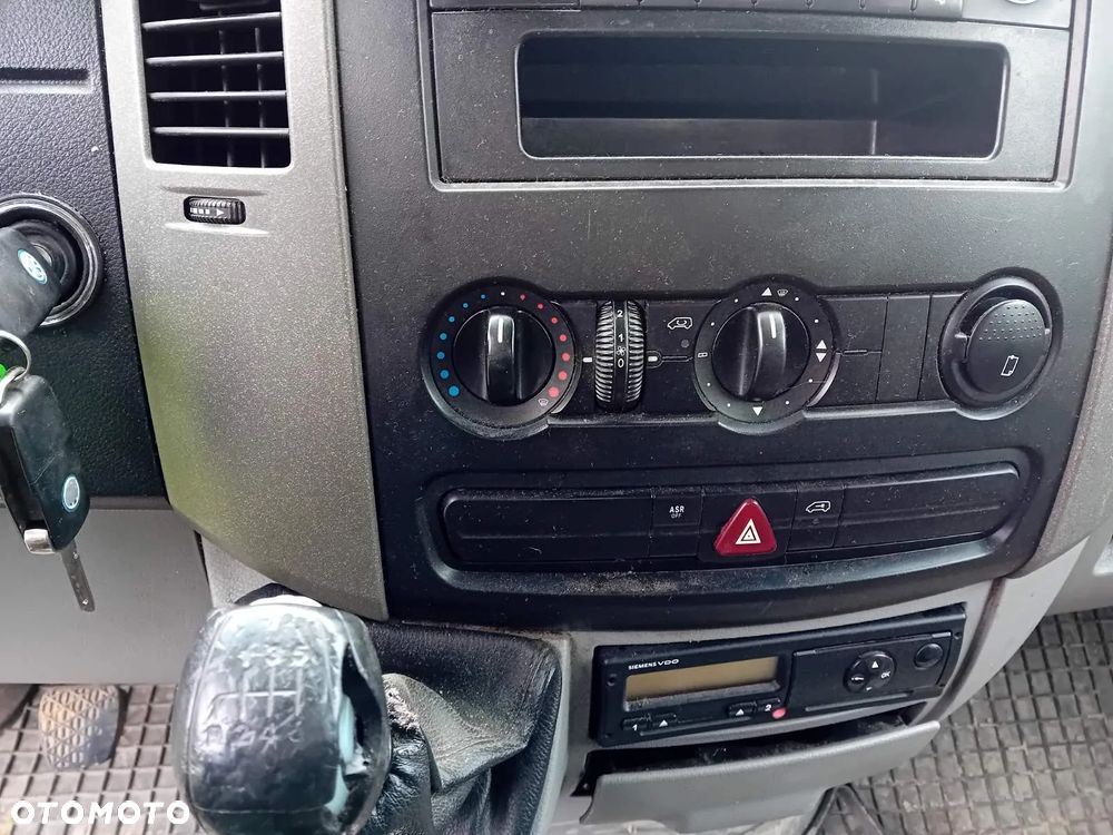 Volkswagen Crafter - 17