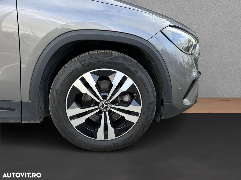 Mercedes-Benz GLA 200 d 4MATIC Aut. - 11