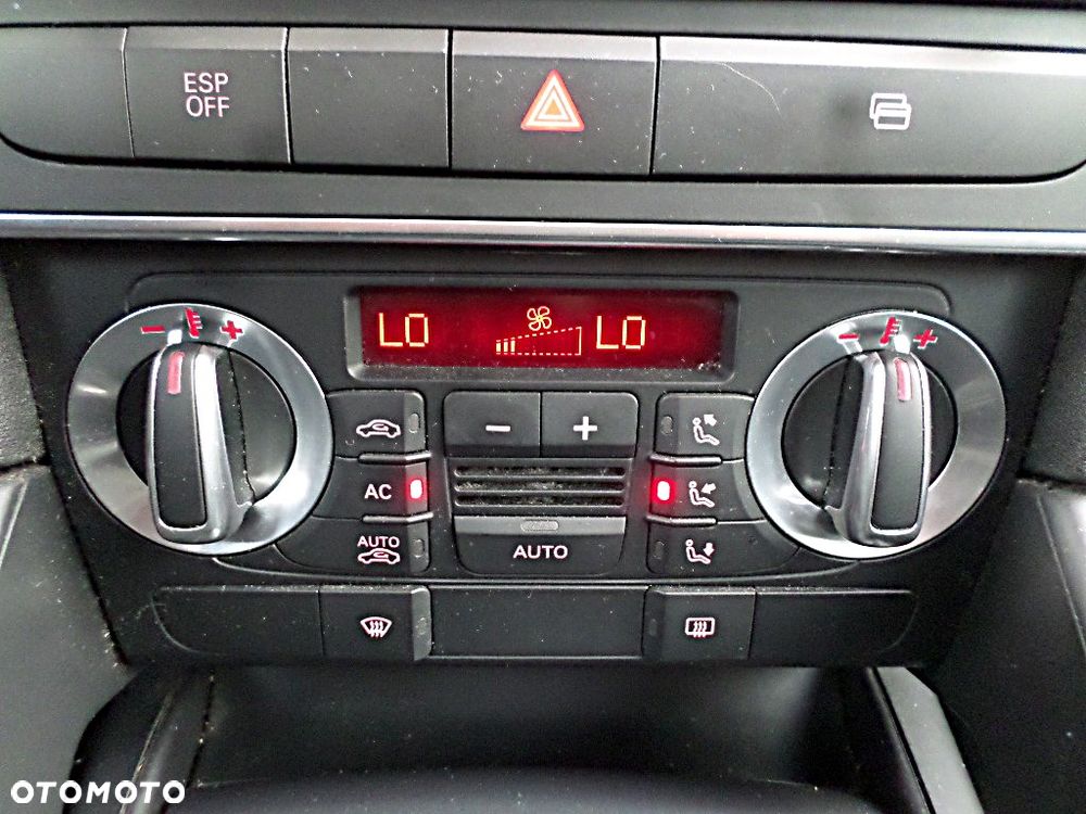 Audi A3 3-drzwiowe 2.0 TDI DPF Ambition - 13
