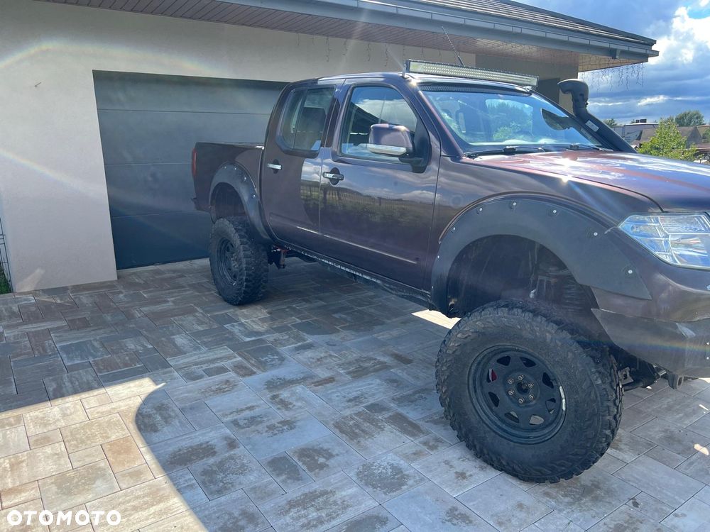 Nissan Navara 2.5 D Platinum - 3