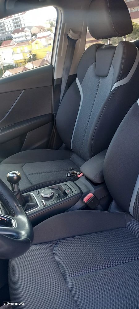 Audi Q2 1.6 TDI Sport - 9