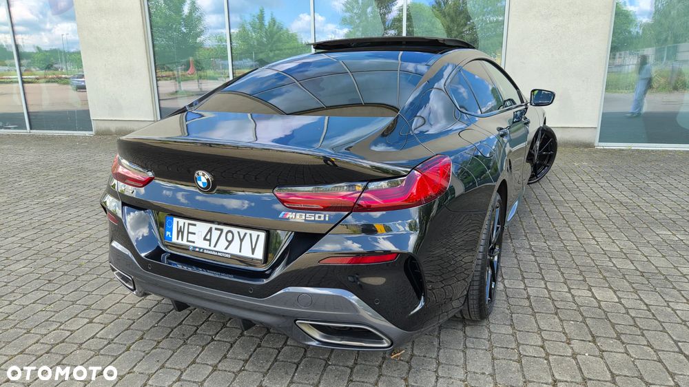BMW Seria 8 M850i xDrive - 13