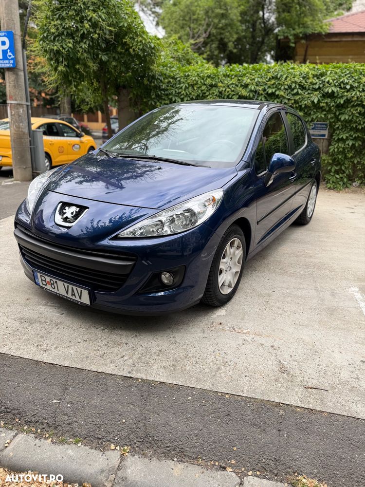 Peugeot 207 - 1