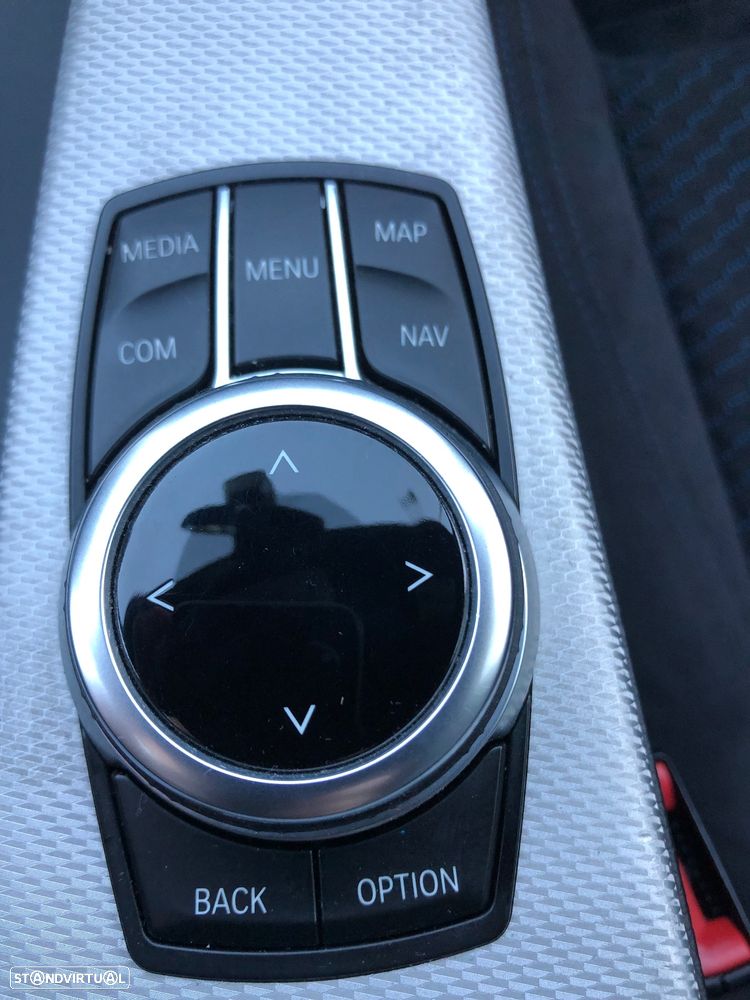 BMW 330 e iPerformance Pack M - 30