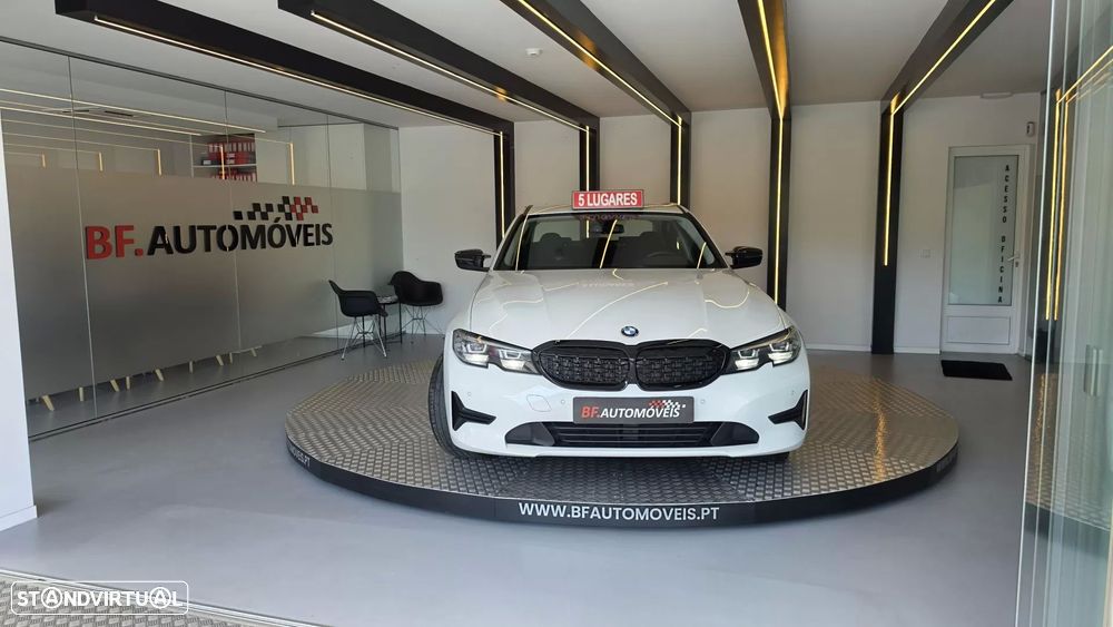 BMW 330 e Line Sport Auto - 11