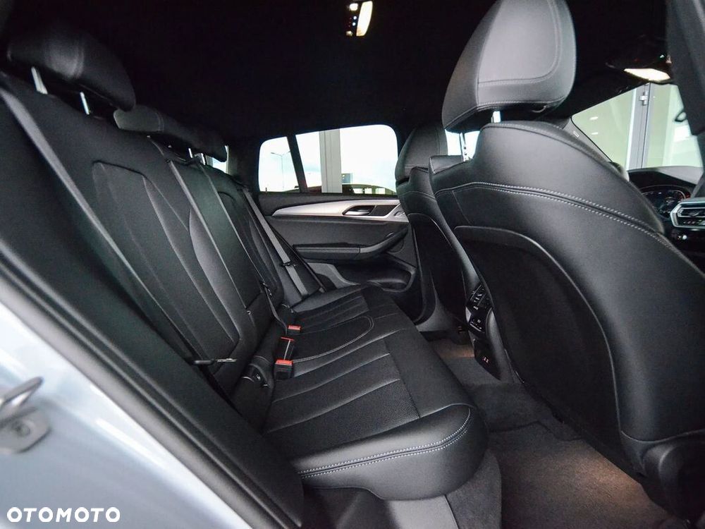 BMW X4 - 31