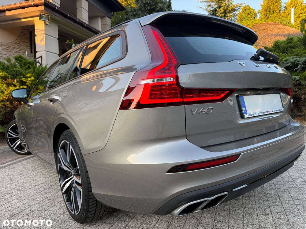 Volvo V60 B3 B DKG Momentum Pro - 27