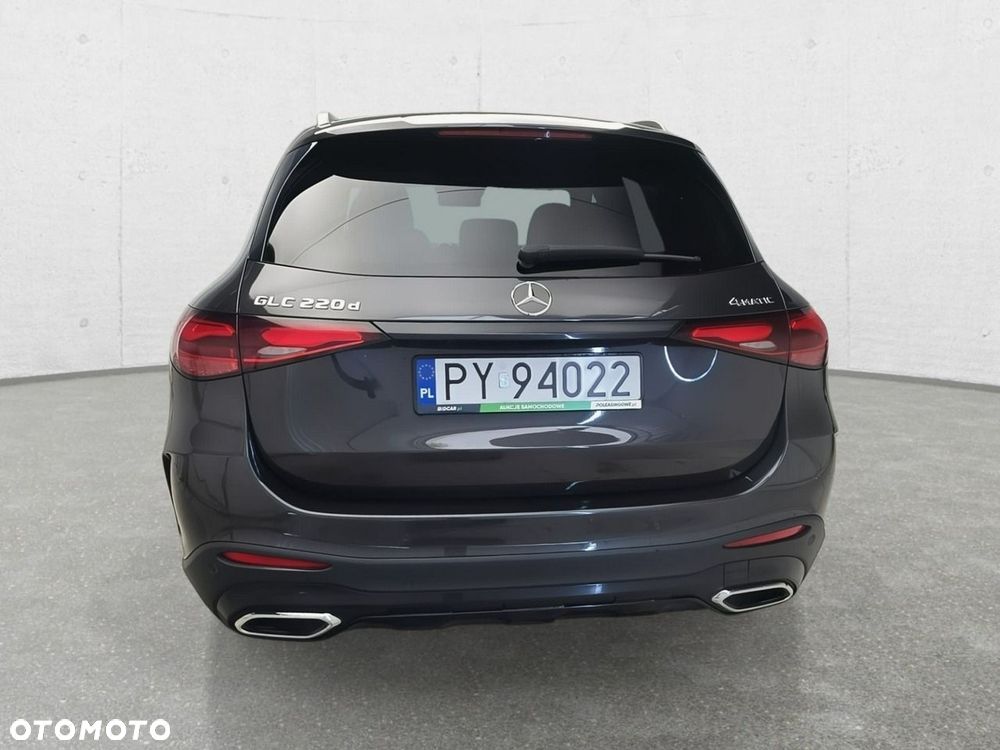 Mercedes-Benz GLC - 4