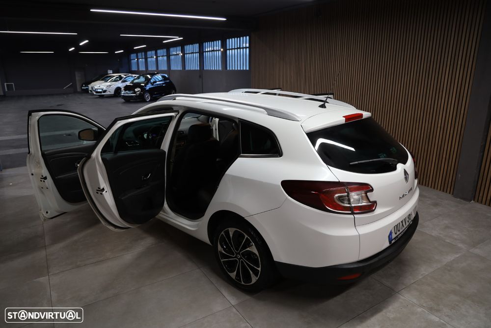 Renault Mégane Sport Tourer ENERGY dCi 130 BOSE EDITION - 21