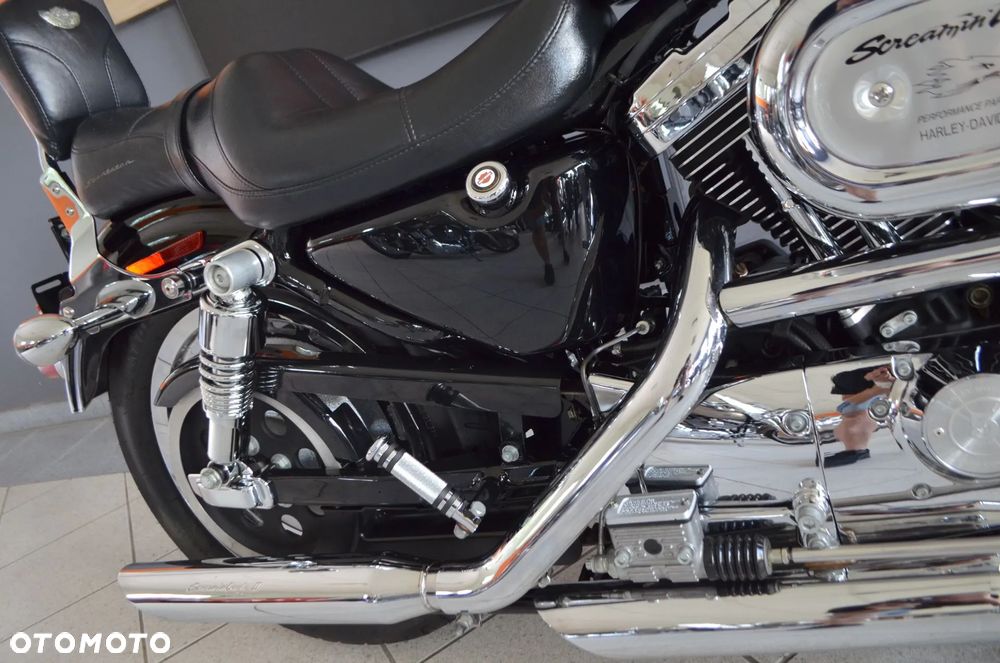 Harley-Davidson Sportster Custom 1200C - 14