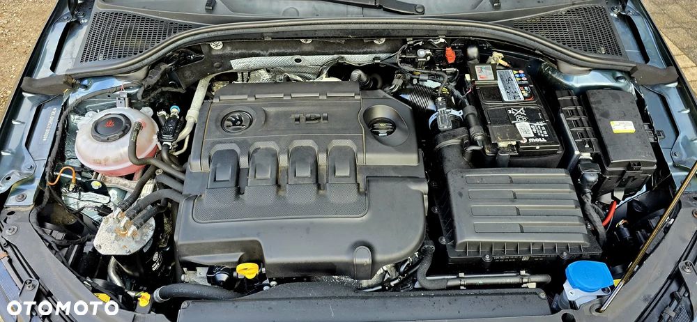Skoda Octavia 1.6 TDI Premium Edition - 28