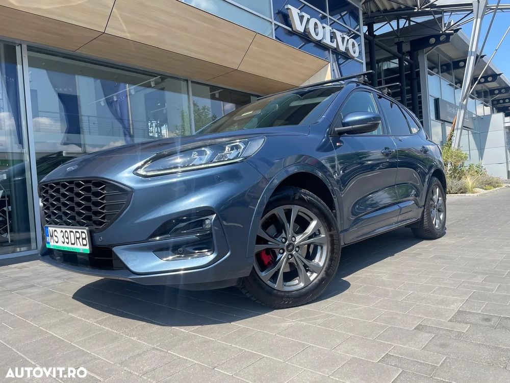 Ford Kuga - 1