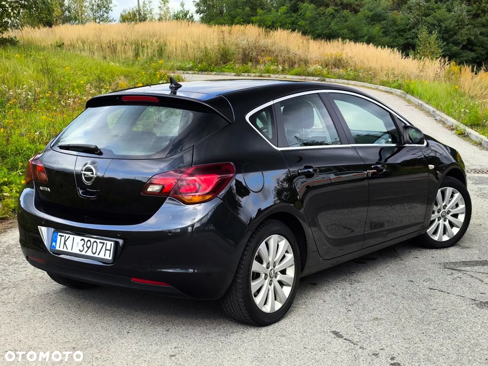 Opel Astra IV 1.7 CDTI Cosmo - 8
