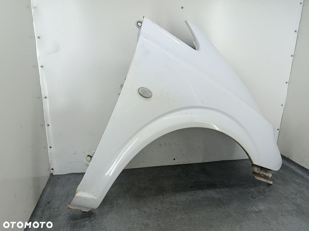 BŁOTNIK PRAWY PRZÓD MERCEDES-BENZ VITO W639 9147 - 2