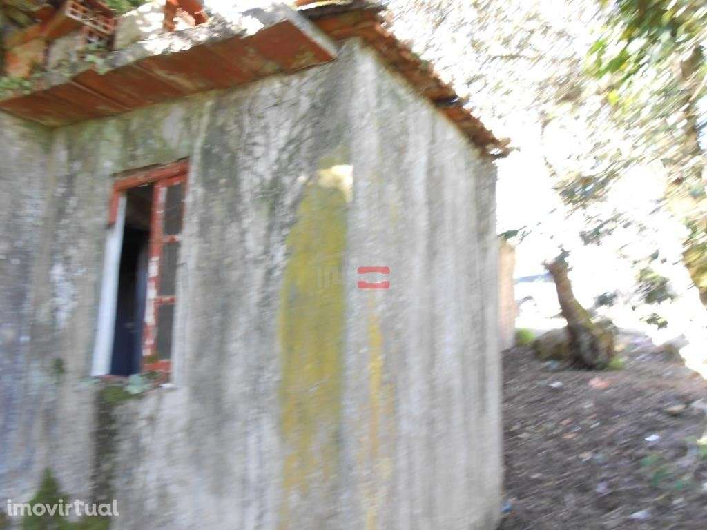Moradia T3 para recuperar - Grande imagem: 4/22