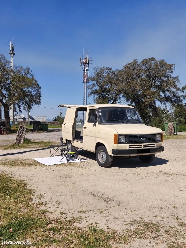 Ford Transit - 1