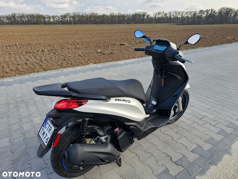 Piaggio Medley - 8