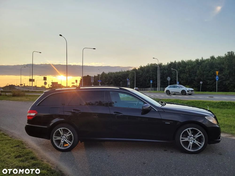 Mercedes-Benz Klasa E 220 CDI DPF BlueEFFICIENCY Avantgarde - 10