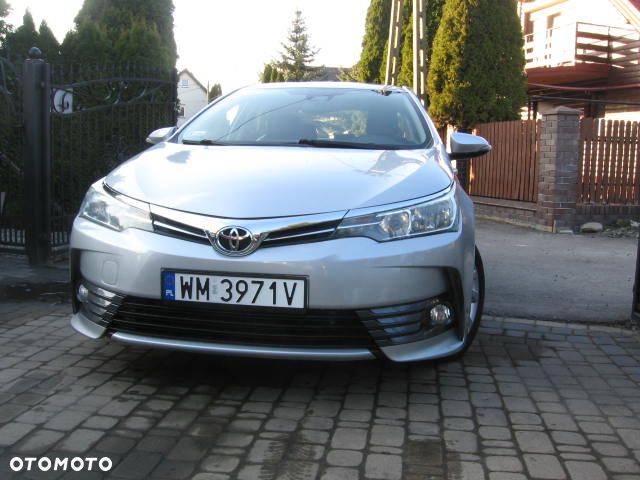 Toyota Corolla 1.6 Premium - 6