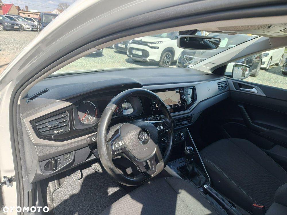 Volkswagen Polo 1.6 TDI SCR Trendline - 8