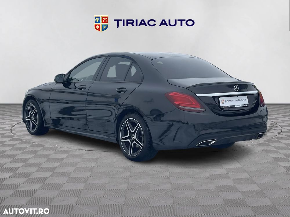 Mercedes-Benz C 300 e 9G-TRONIC AMG Line - 4