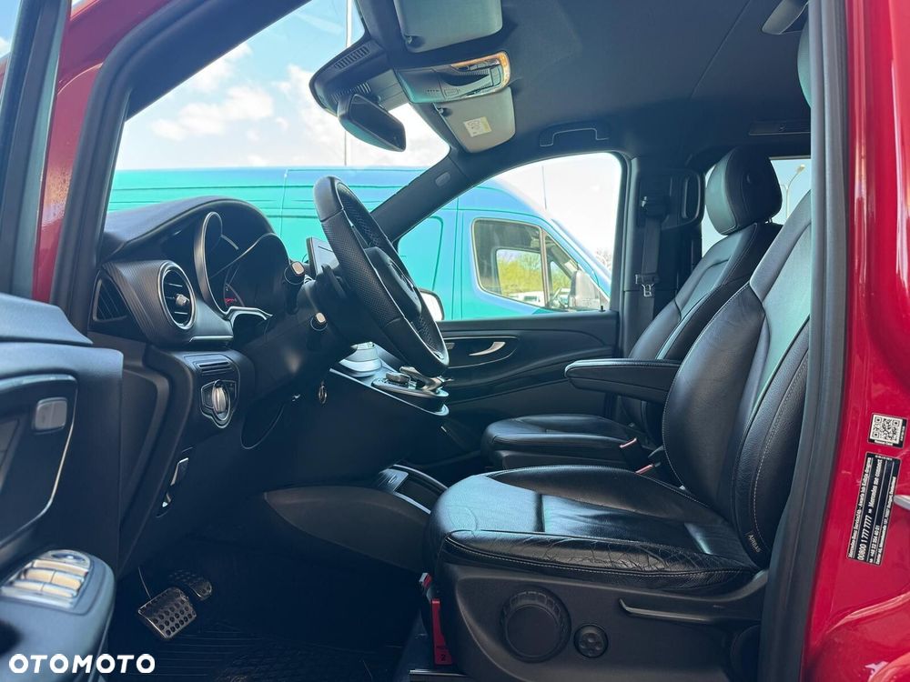 Mercedes-Benz Klasa V - 7