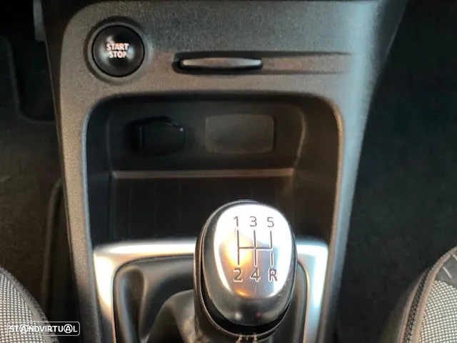 Renault Captur 1.5 dCi Exclusive - 13