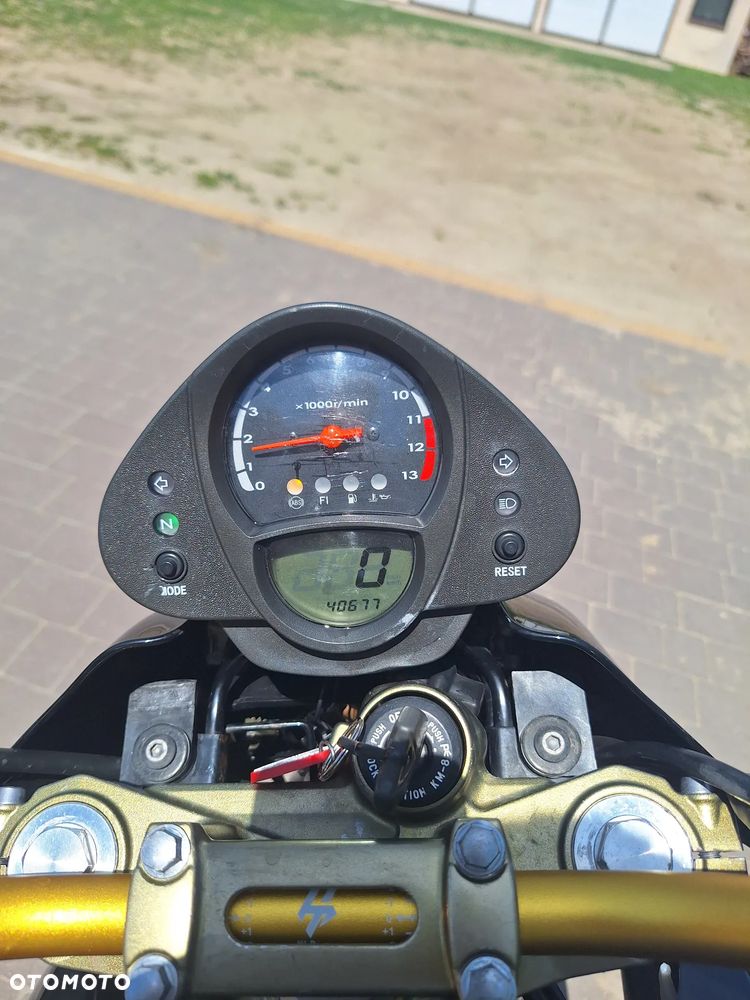 Kawasaki ER - 2