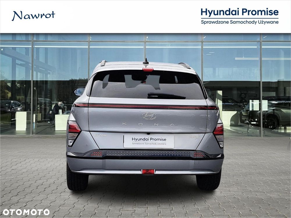 Hyundai Kona - 4