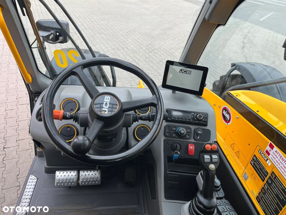JCB 532-70 AgriSuper Stage V - 15