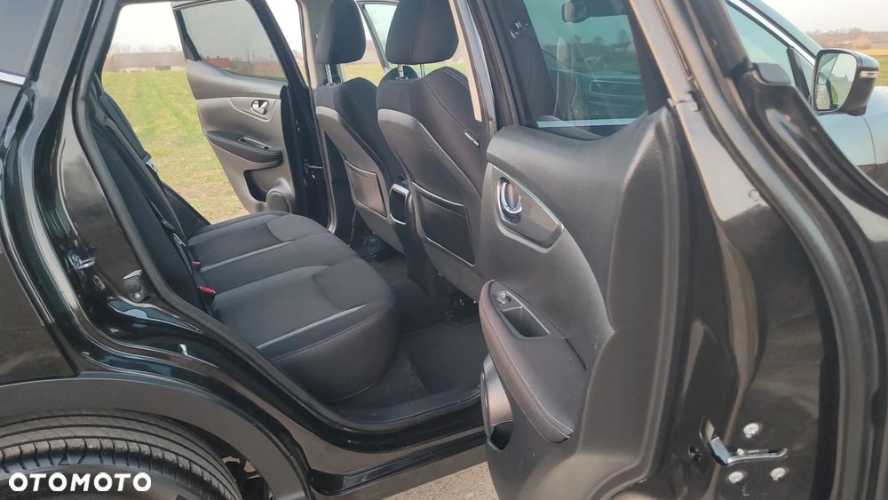 Nissan Qashqai 1.2 DIG-T Xtronic 360 - 25