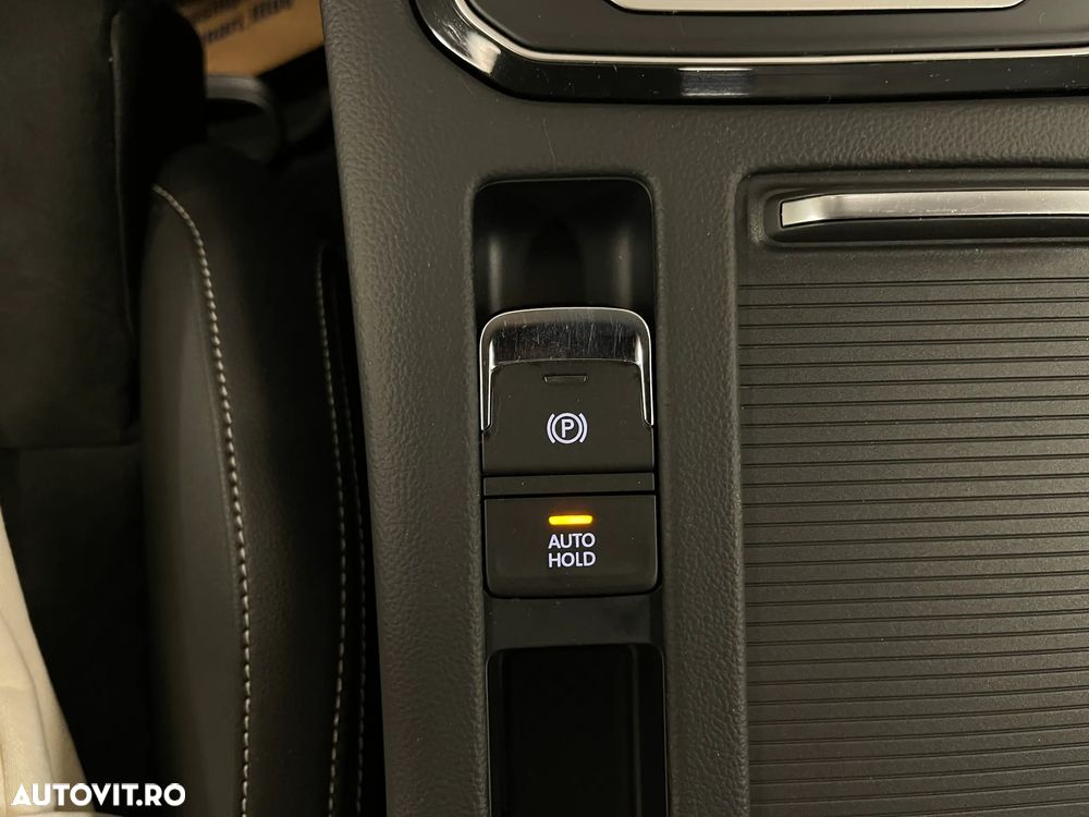 Volkswagen Passat 2.0 TDI DSG Highline - 23