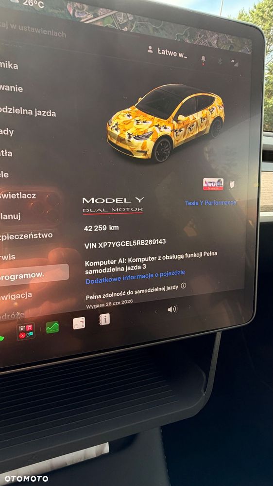 Tesla Model Y Performance AWD - 8